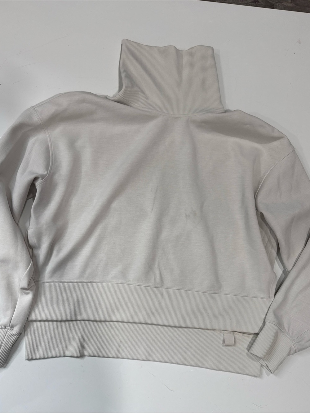 Lululemon Perfectly Oversized Cropped Crew *Softstreme White Opal Size 4 A040626